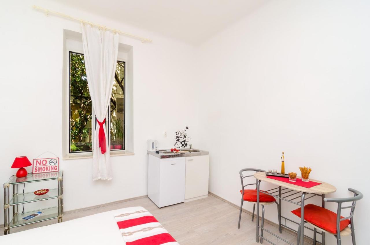 Apartment Caceris Dubrovnik Exterior photo